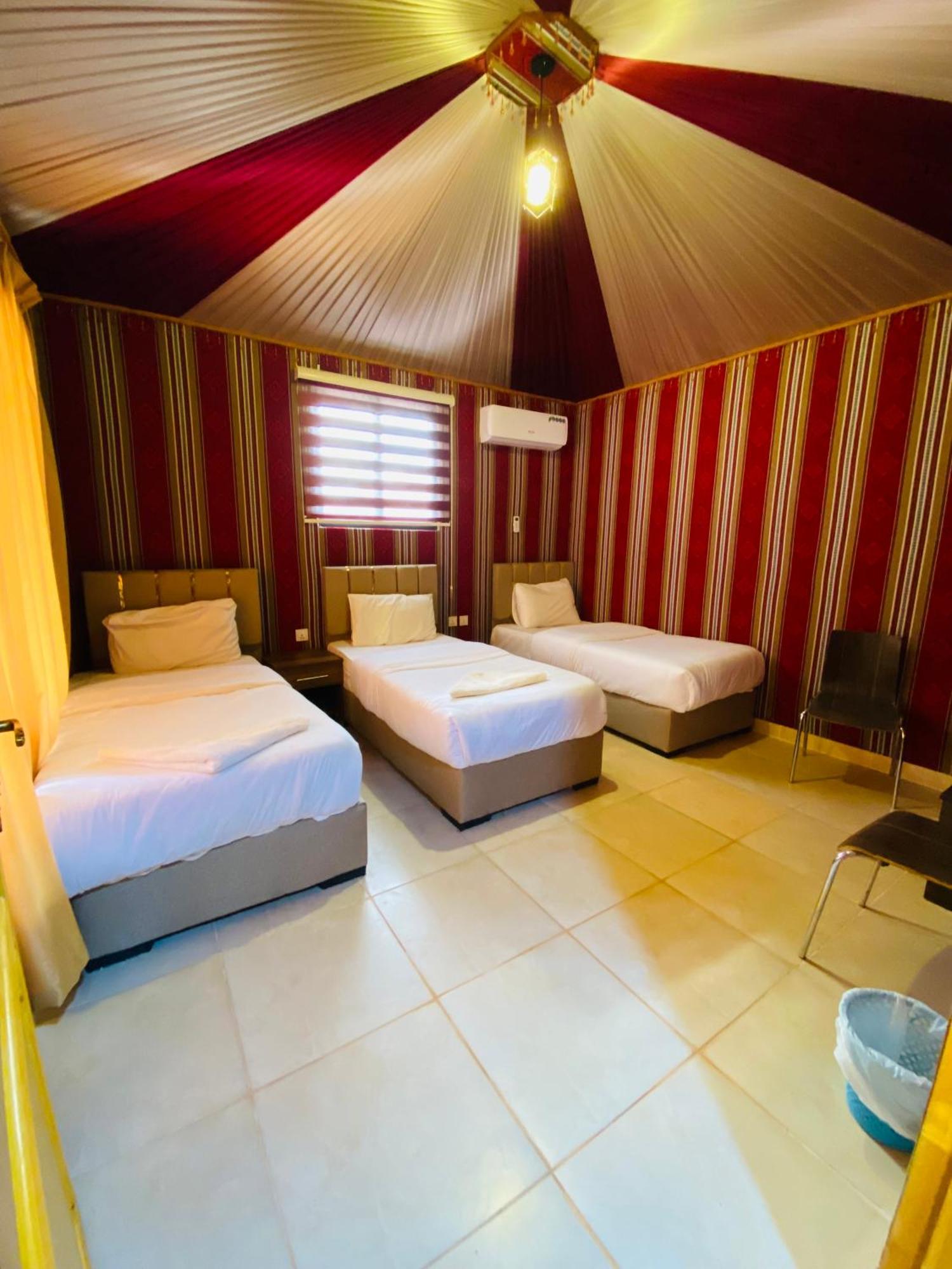 Wadi Rum Eagle Luxury Camp Exteriér fotografie